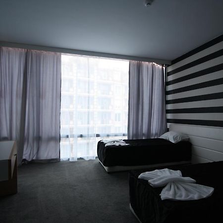 Riviera Blue Hotel ซันนีบีช ภายนอก รูปภาพ