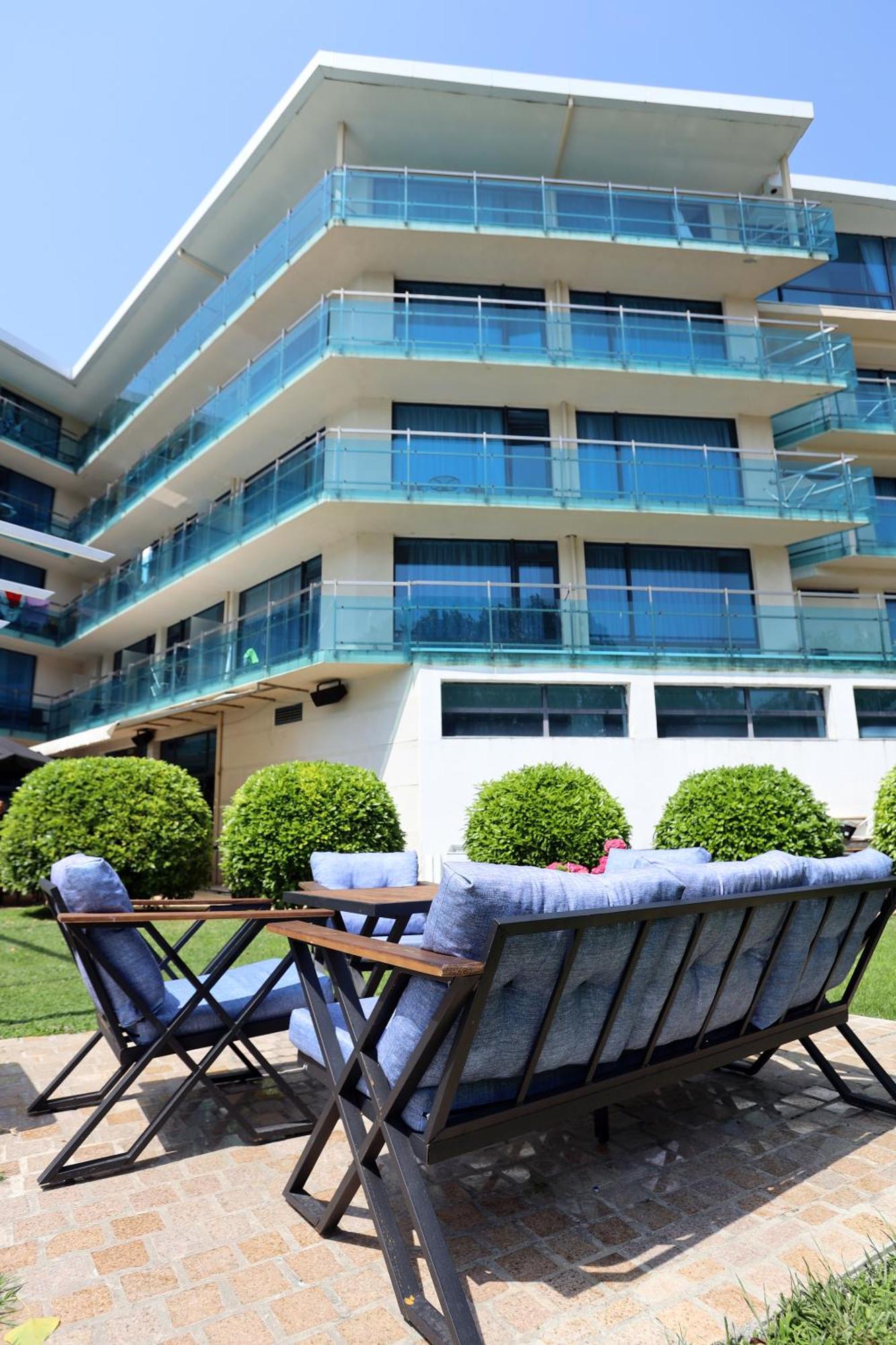 Riviera Blue Hotel ซันนีบีช ภายนอก รูปภาพ