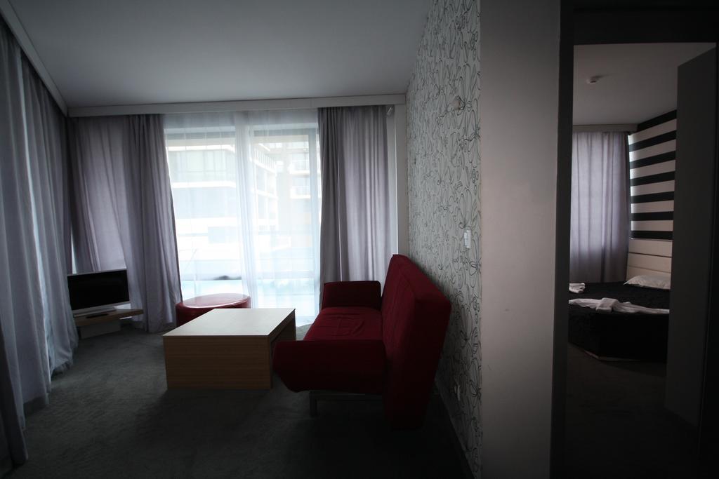 Riviera Blue Hotel ซันนีบีช ภายนอก รูปภาพ